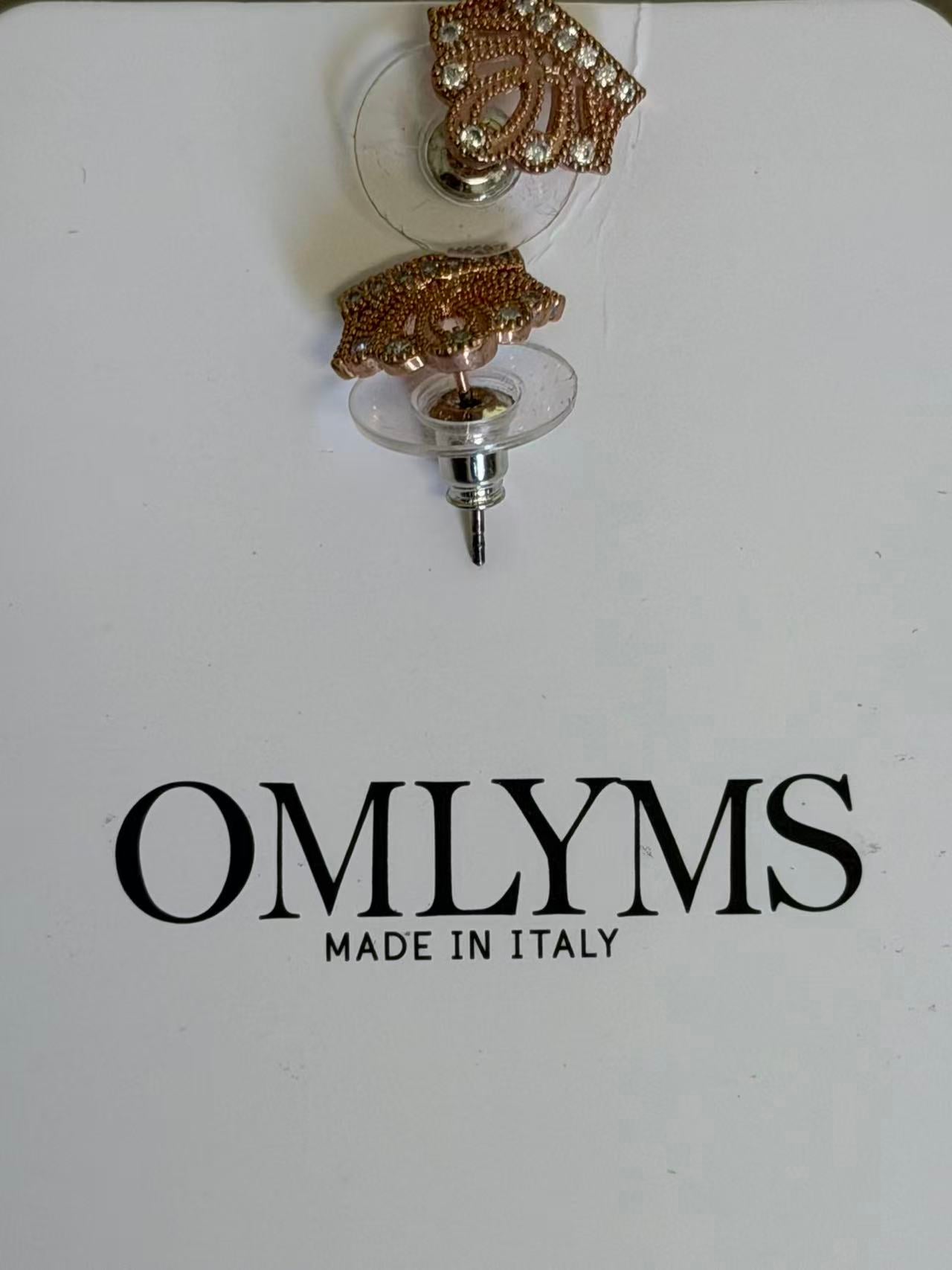 The Omlyms Oro Textured Geometric Stud Earrings